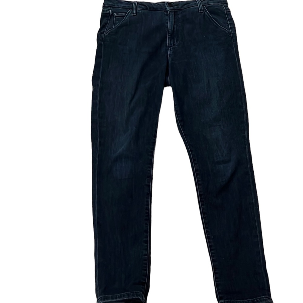 HP🎈🎈🎈Joe’s Jeans. Mid rise honey. W29. Great condition. Dark indigo.